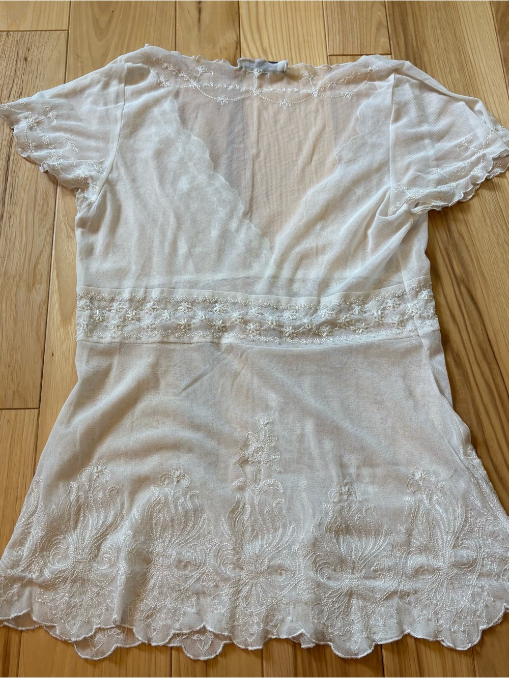 SOLD Vintage Y2K Pierri New York V Neck Mesh Embroidered Beaded Top - Picture 6 of 10